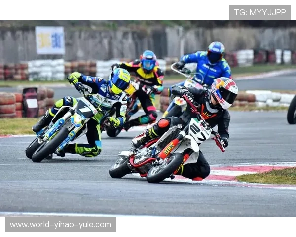 摩托GP赛季最新动态：各队备战激烈争夺冠军荣耀